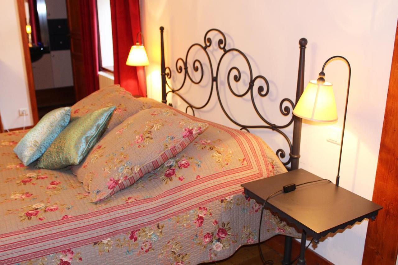 Domaine De Syam - Gites, Chambres D'Hotes & Cabanes Esterno foto